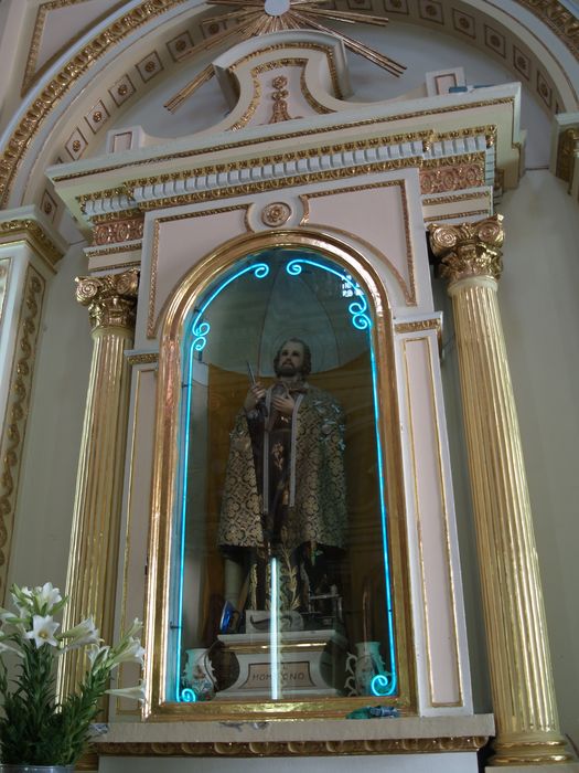 A sculpture of Saint Homobono